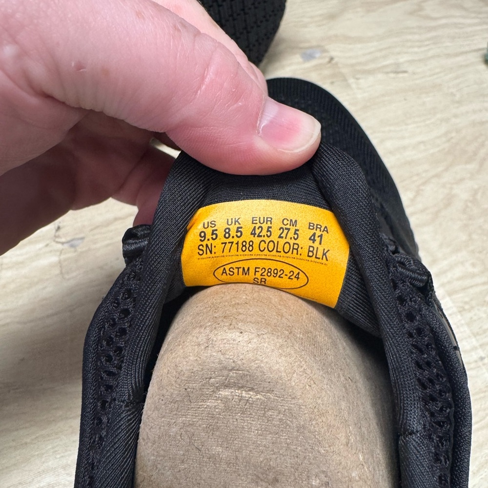 Skechers Work Relaxed Fit Cessnock - M9.5 - Picture 9 of 11